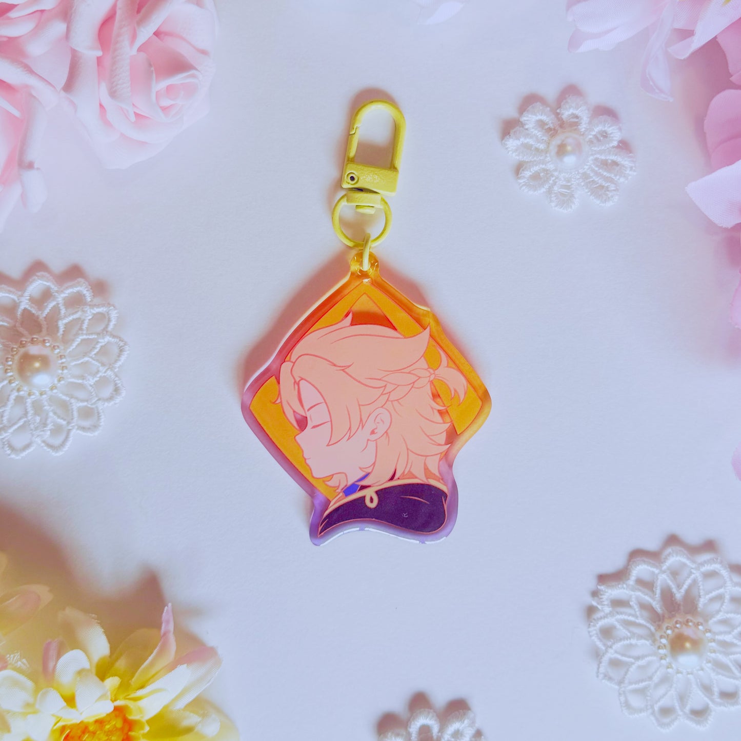 Genshin Visions Charms: Albedo